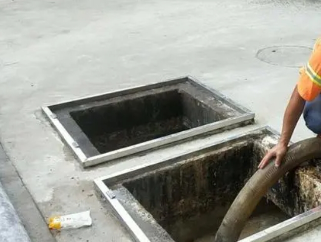 黄梅化粪池清理